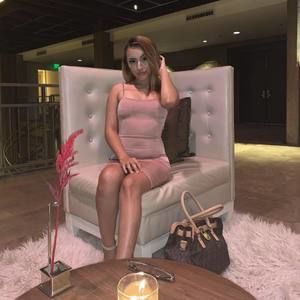 Meet your Posher, Nessa